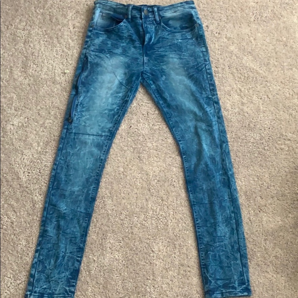 Skinny fit blue jeans